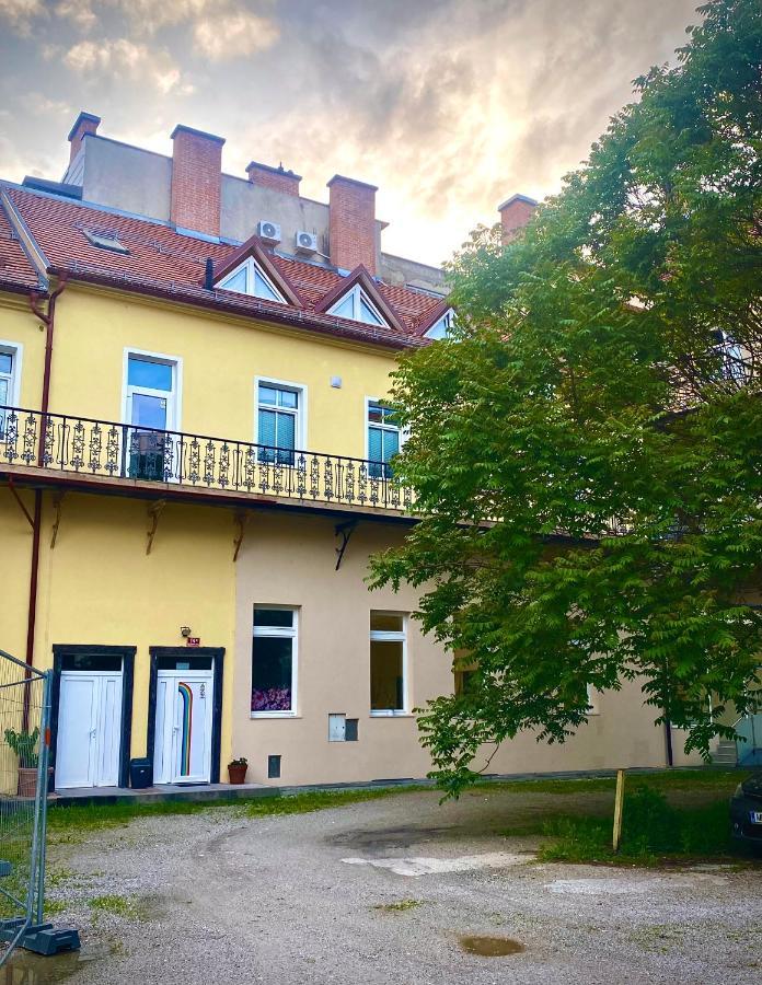 Rainbow House Rooms Maribor Luaran gambar